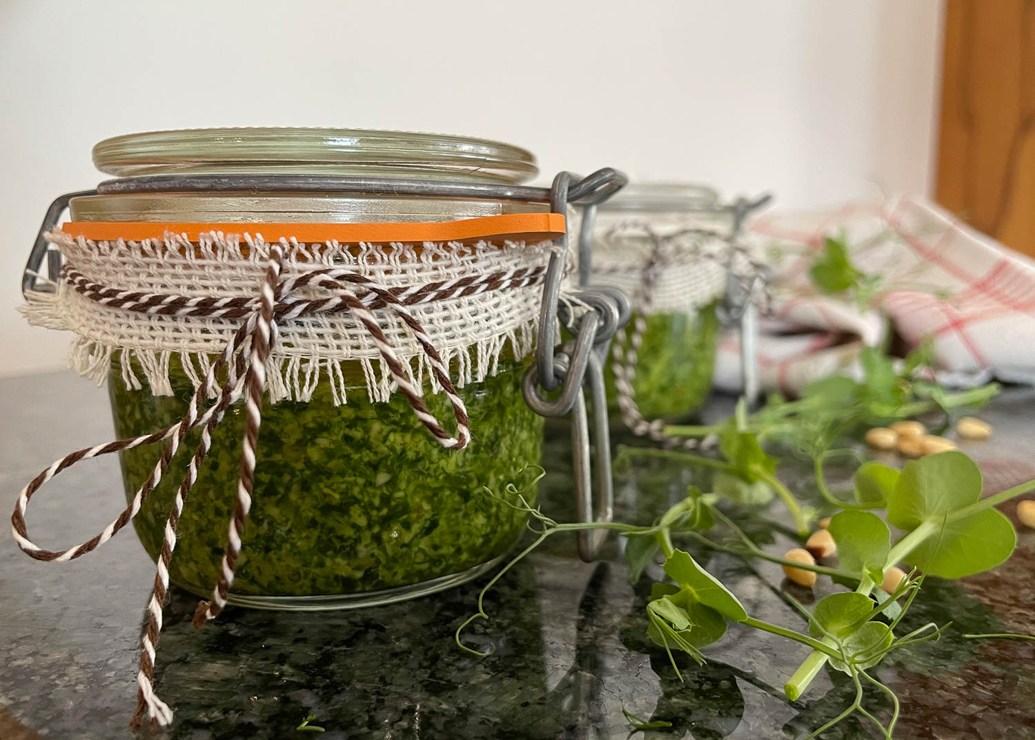 Erbsen-Microgreens-Pesto